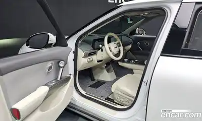 Genesis GV60 2022 0.1 автомат (гидро), миниатюра 10