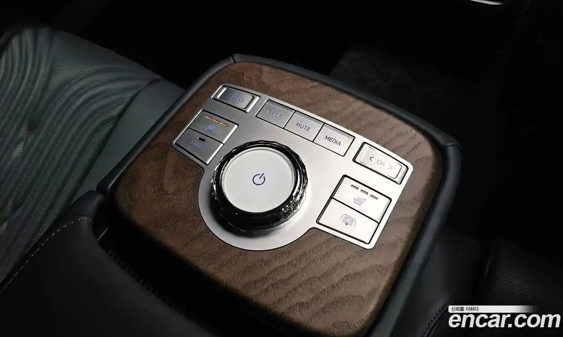Genesis G80 2023 2.5 гидро, фото 14