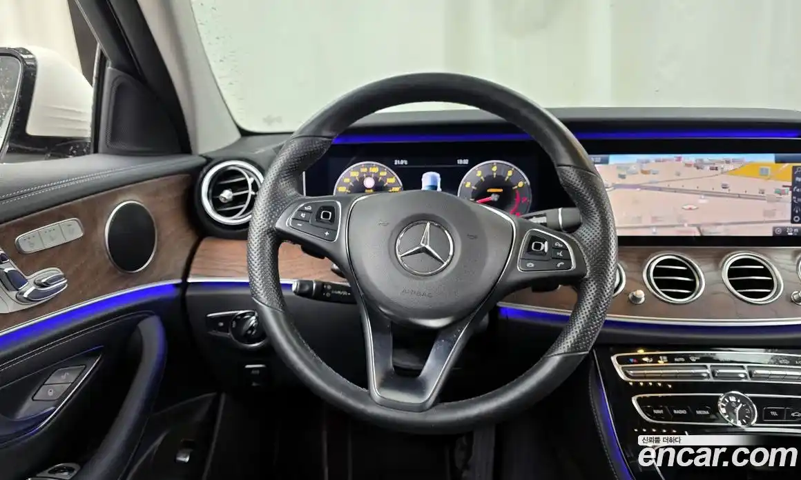 Mercedes-Benz E-Class 2016 2.0 автомат (гидро), фото 13