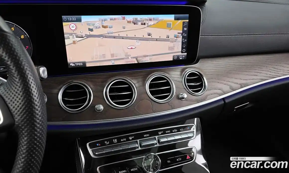 Mercedes-Benz E-Class 2016 2.0 автомат (гидро), фото 14