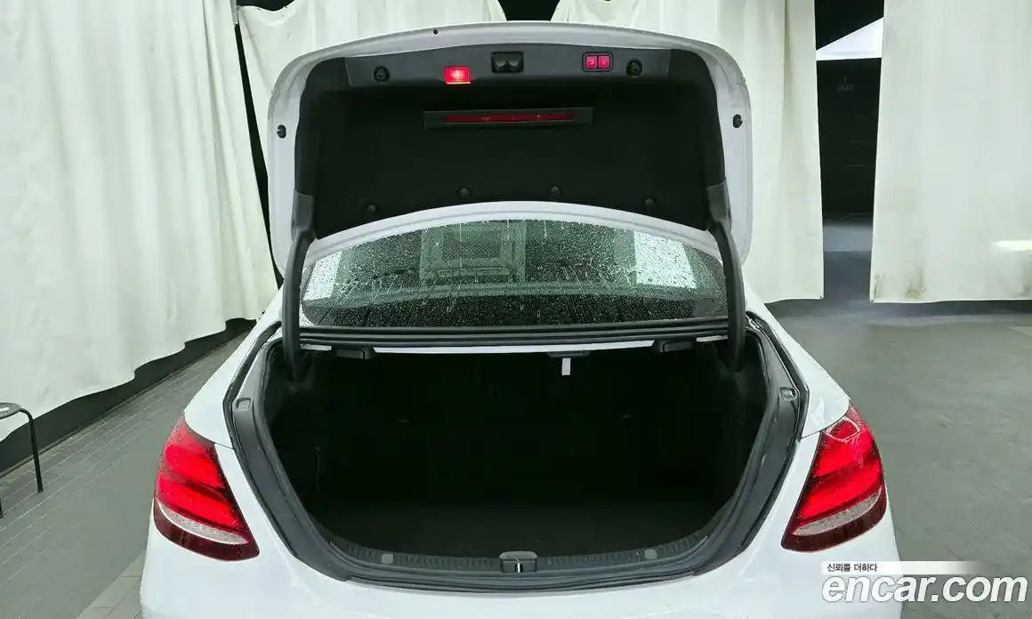 Mercedes-Benz E-Class 2016 2.0 автомат (гидро), фото 20