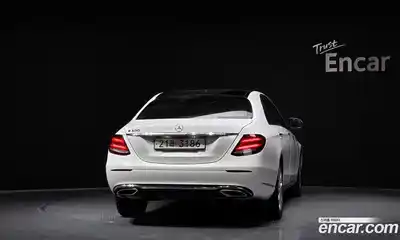 Mercedes-Benz E-Class 2016 2.0 автомат (гидро), миниатюра 4