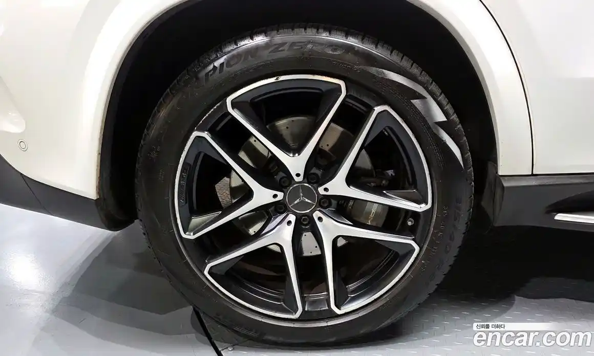 Mercedes-Benz GLE-Class 2021 3.0 автомат (гидро), фото 5