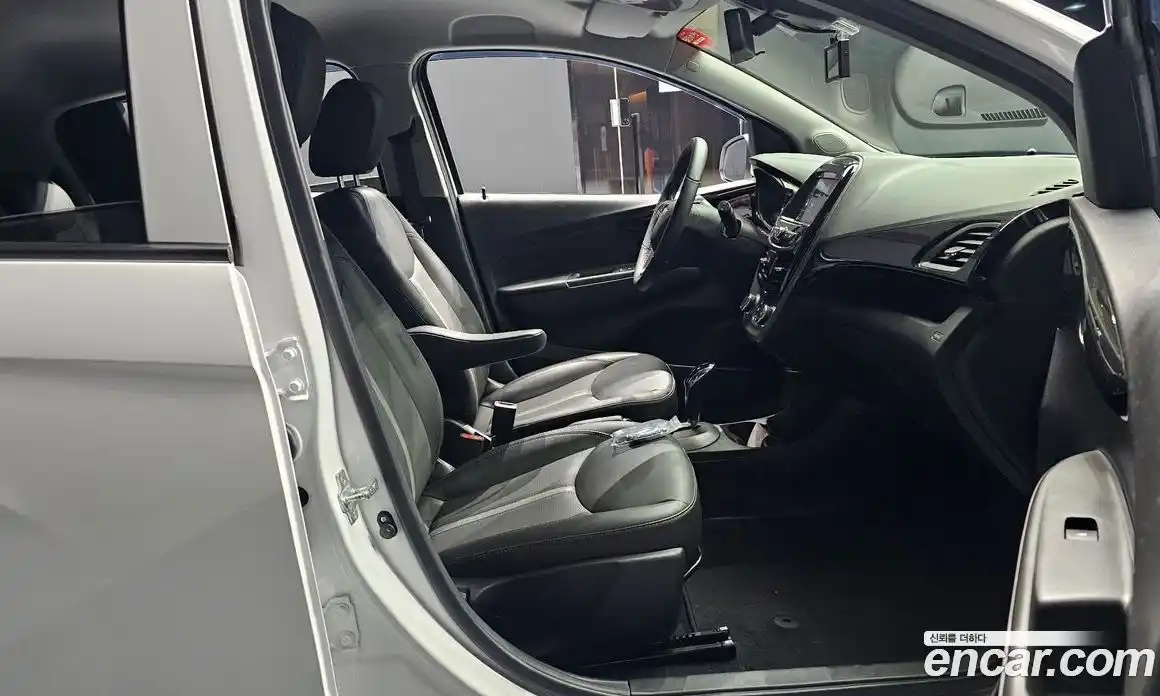 Chevrolet Spark 2021 1.0 гидро, фото 11