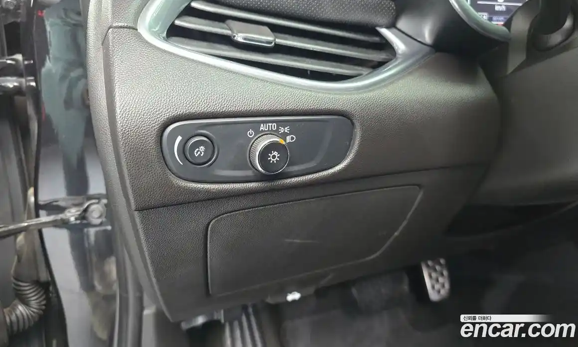Chevrolet Malibu 2016 2.0 автомат (гидро), фото 26