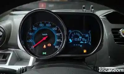 Chevrolet Spark 2014 1.0 автомат (гидро), миниатюра 8