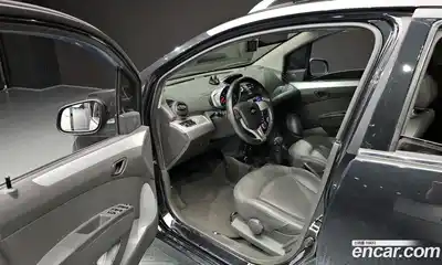 Chevrolet Spark 2014 1.0 автомат (гидро), миниатюра 10
