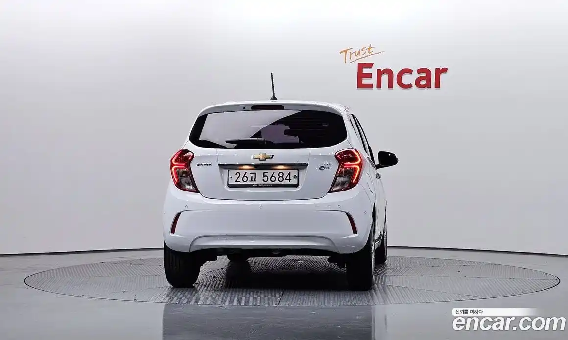 Chevrolet Spark 2016 1.0 гидро, фото 4