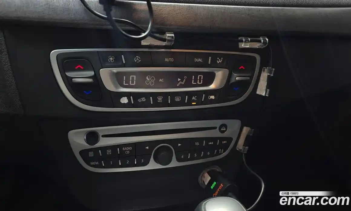 Renault SM3 2010 1.6 гидро, фото 16