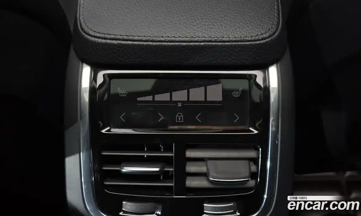 Volvo XC90 2016 2.0 автомат (гидро), фото 17