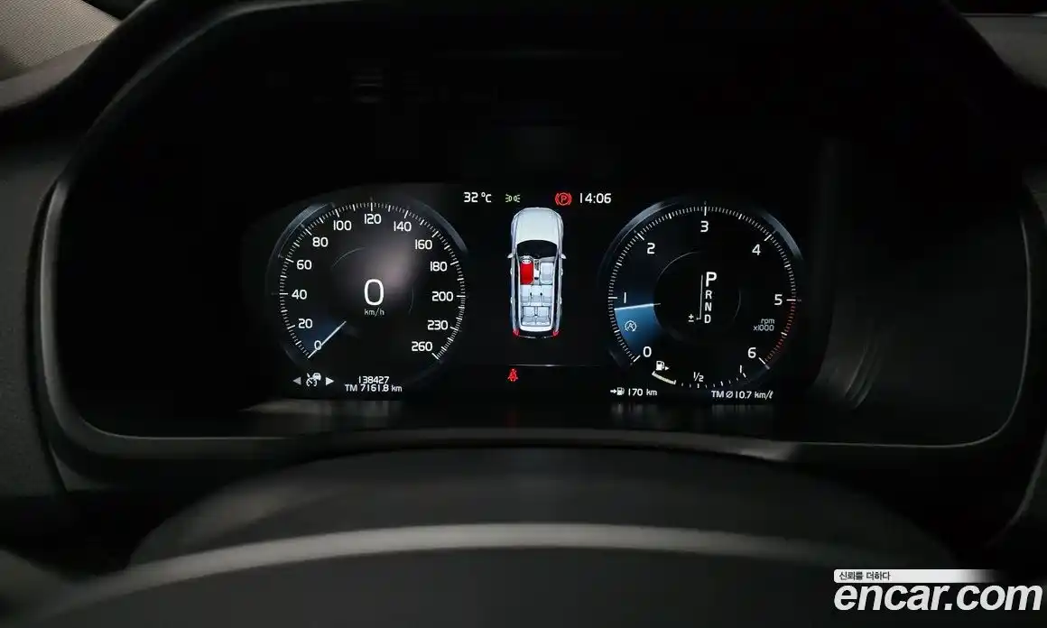 Volvo XC90 2016 2.0 автомат (гидро), фото 8