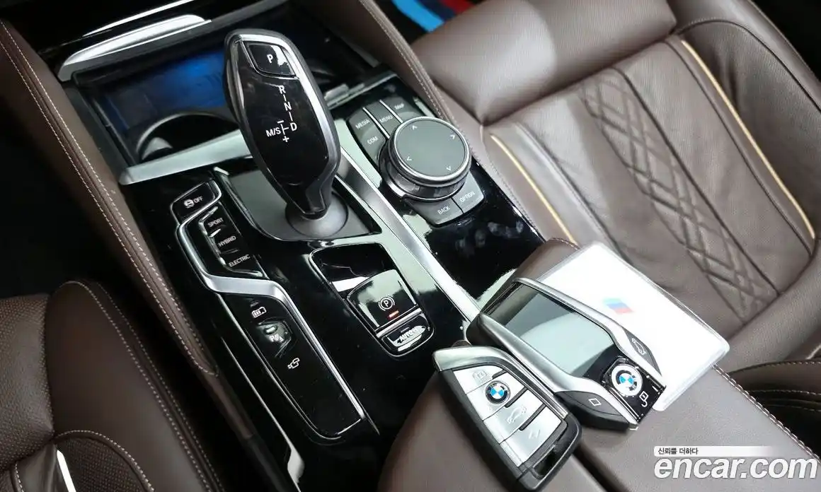 BMW 5-Series 2023 2.0 гидро, фото 12