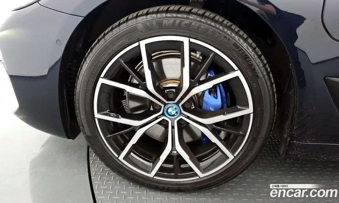 BMW 5-Series 2023 2.0 гидро, фото 5