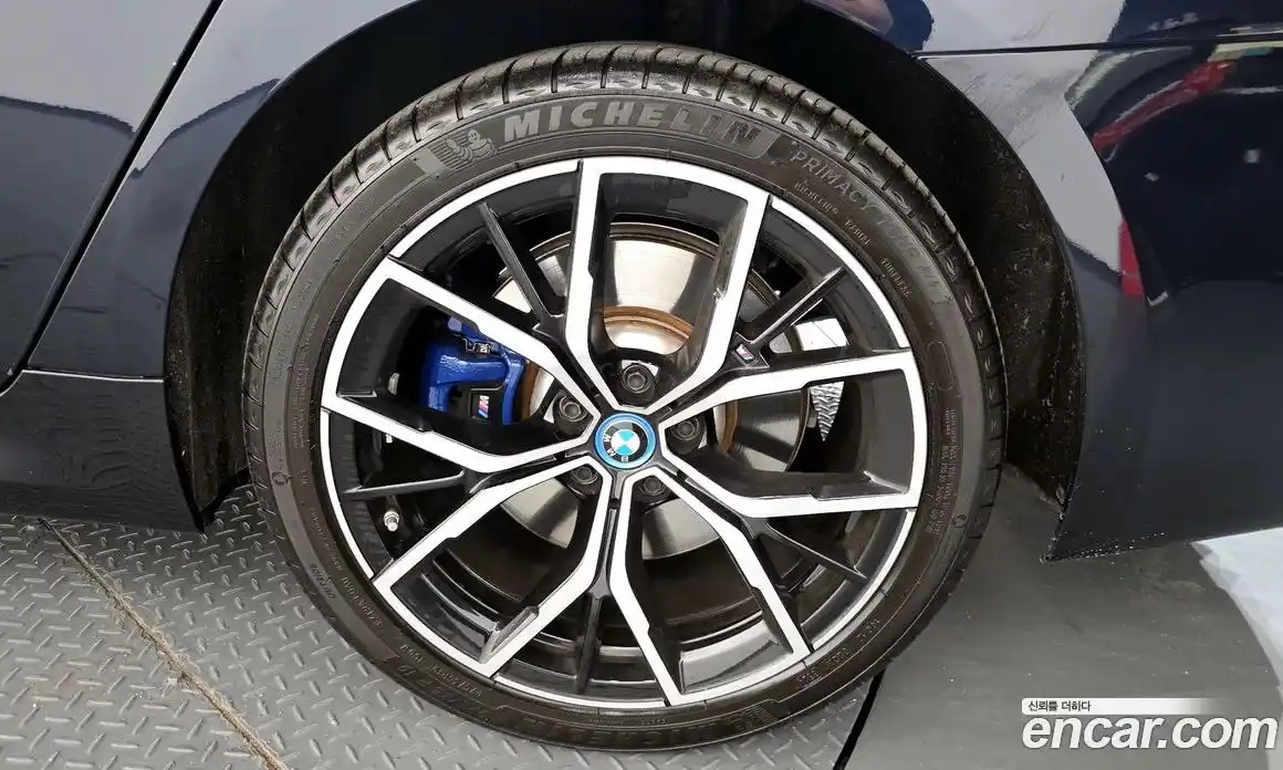 BMW 5-Series 2023 2.0 гидро, фото 7