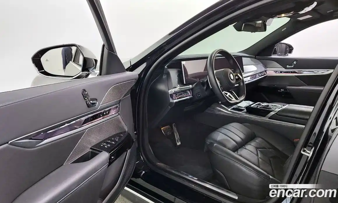 BMW 7 серия 2024 3.0 автомат (гидро), фото 13