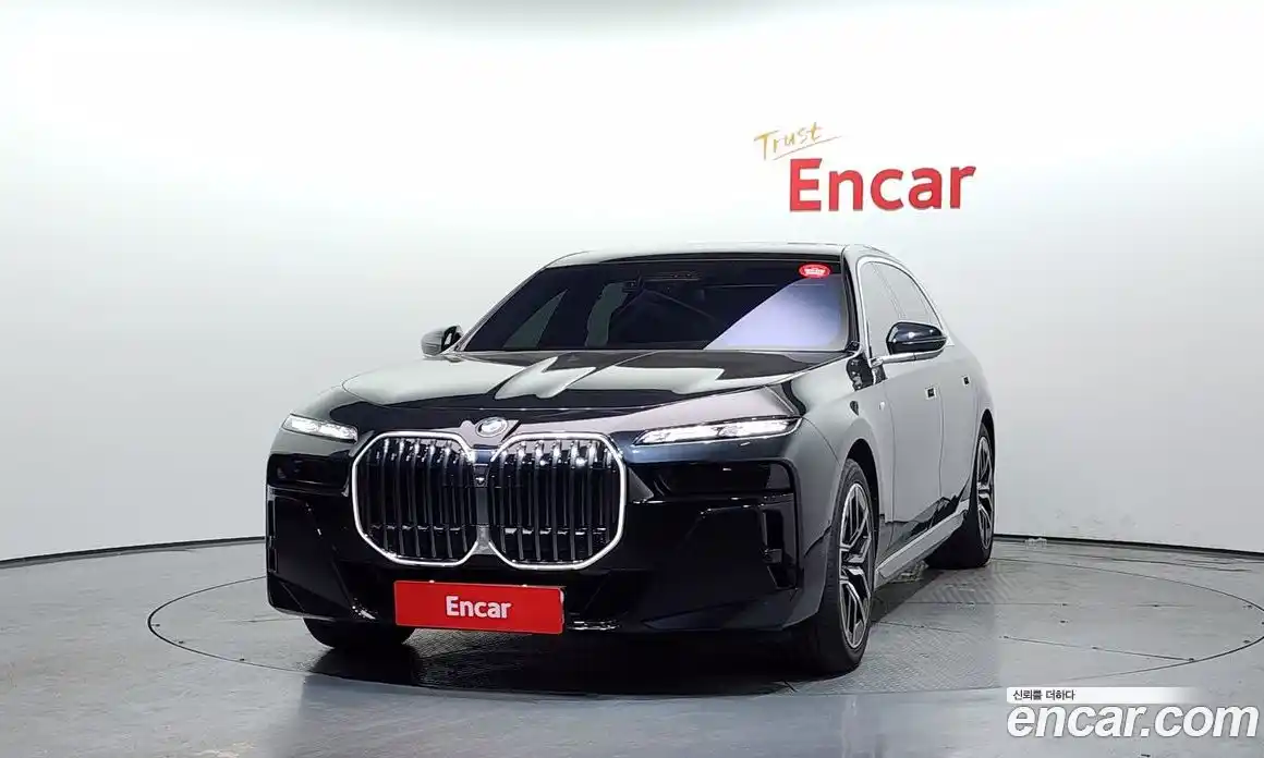 BMW 7 серия 2024 3.0 автомат (гидро), фото 3