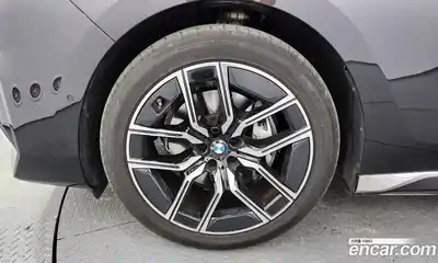BMW 7 серия 2024 3.0 автомат (гидро), миниатюра 5