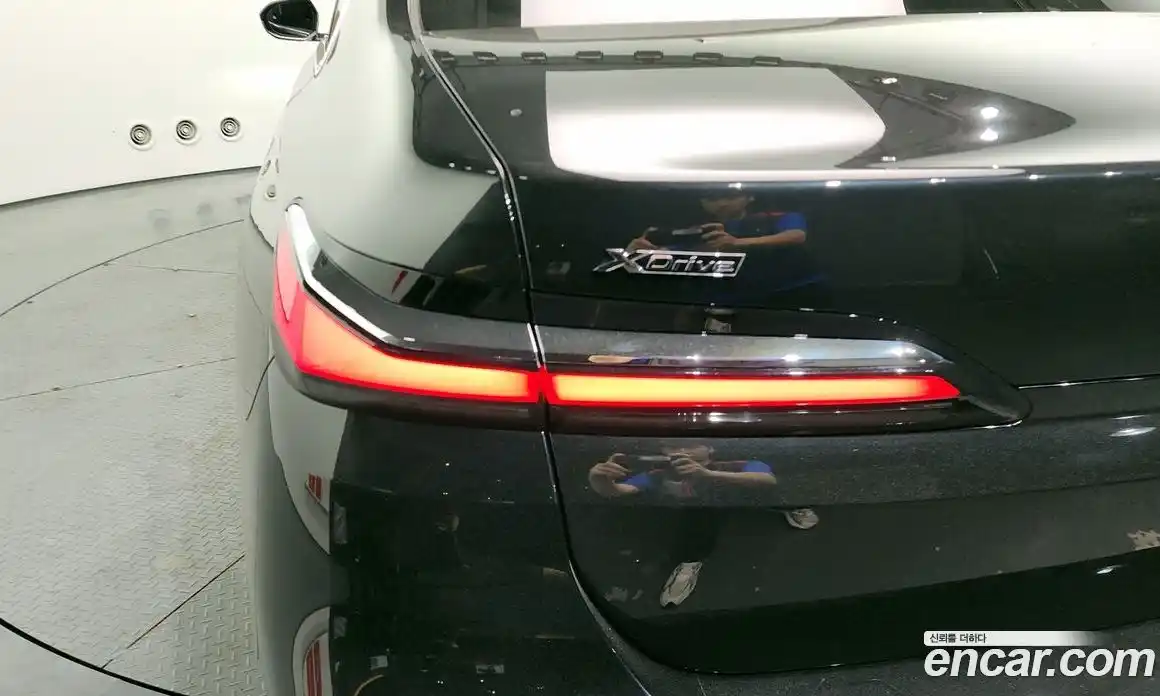 BMW 7 серия 2024 3.0 автомат (гидро), фото 9