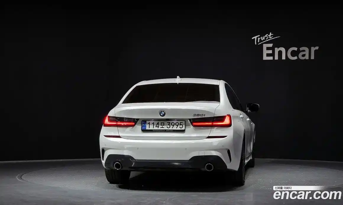 BMW 3 серия 2022 2.0 автомат (гидро), фото 4