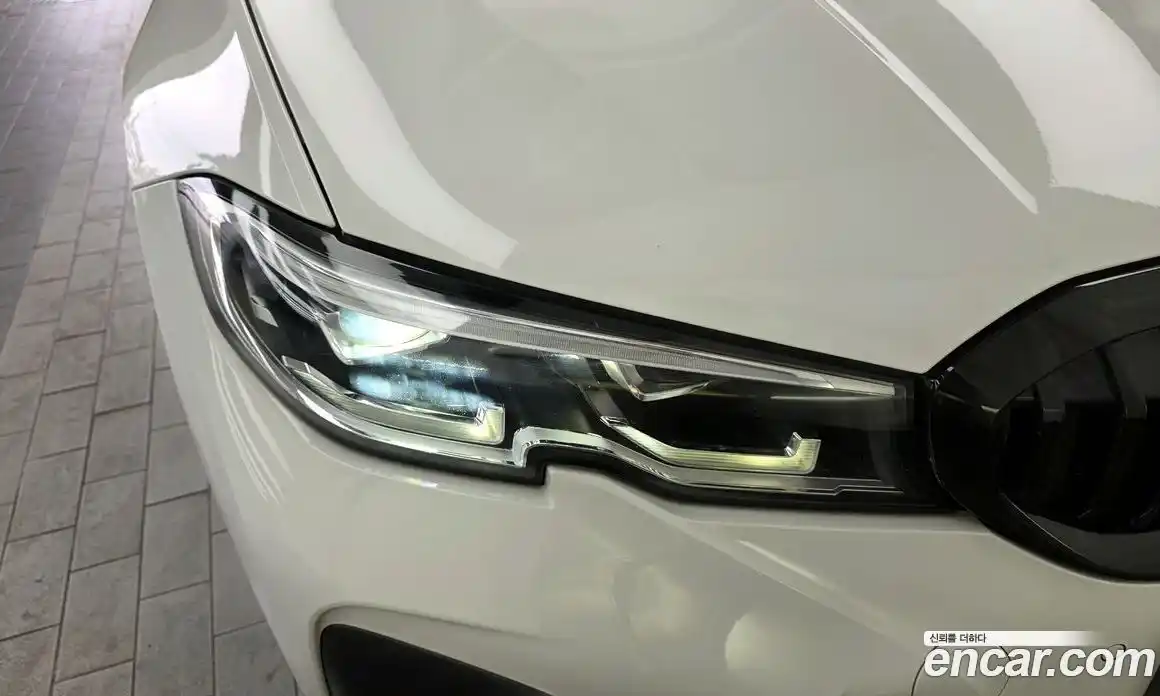 BMW 3 серия 2022 2.0 автомат (гидро), фото 8