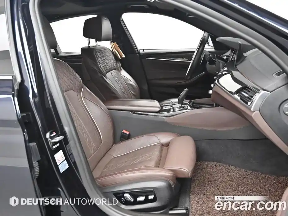 BMW 5 серия 2018 2.0 автомат (гидро), фото 10