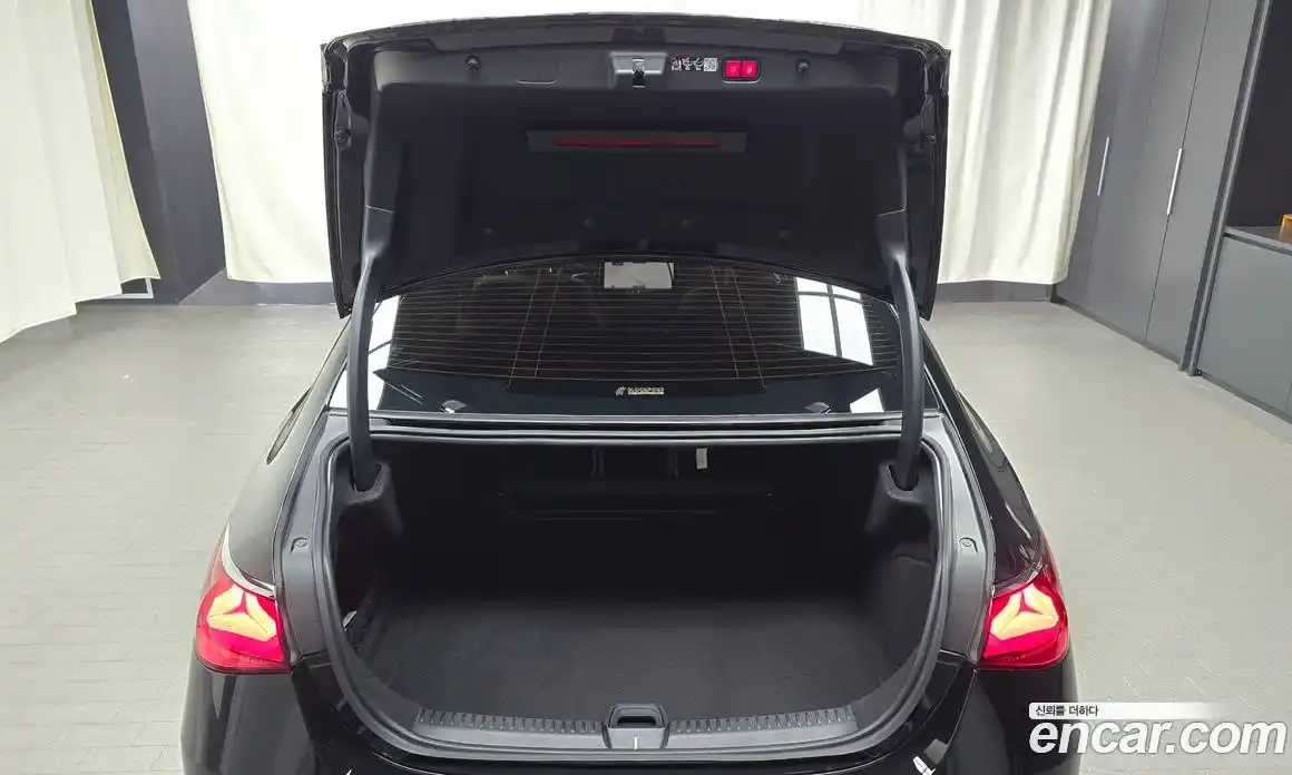 Mercedes-Benz E-Class 2025 2.0 гидро, фото 30