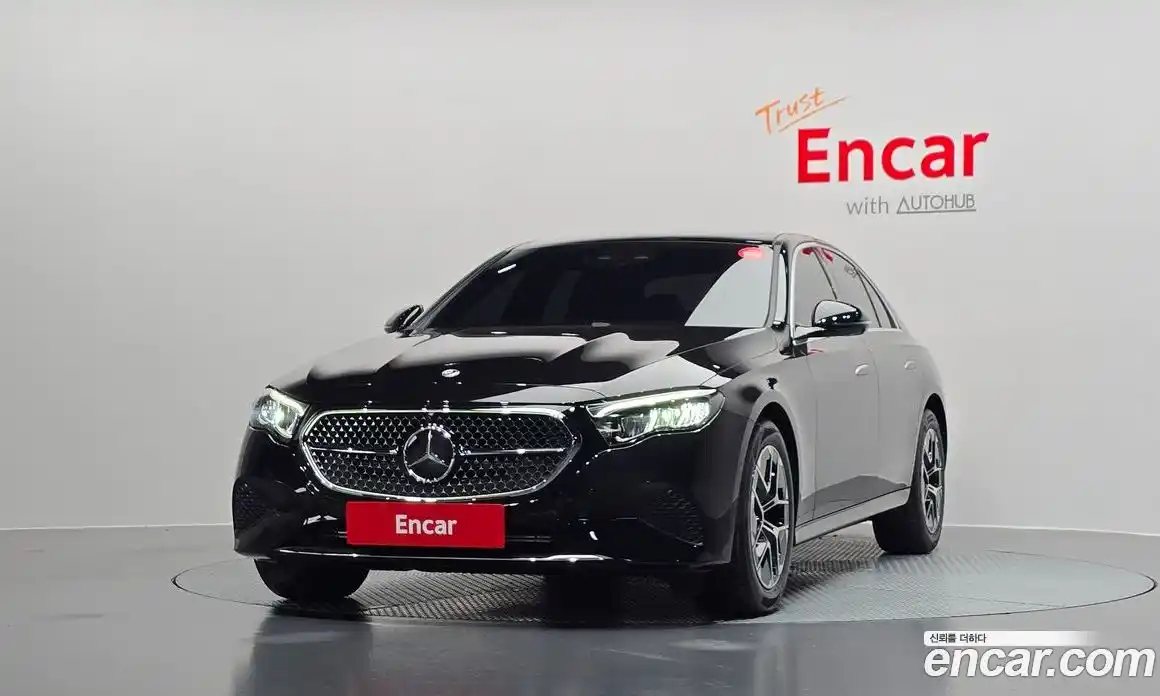 Mercedes-Benz E-Class 2025 2.0 гидро, фото 3