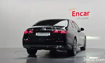 Mercedes-Benz E-Class 2025 2.0 гидро, миниатюра 4