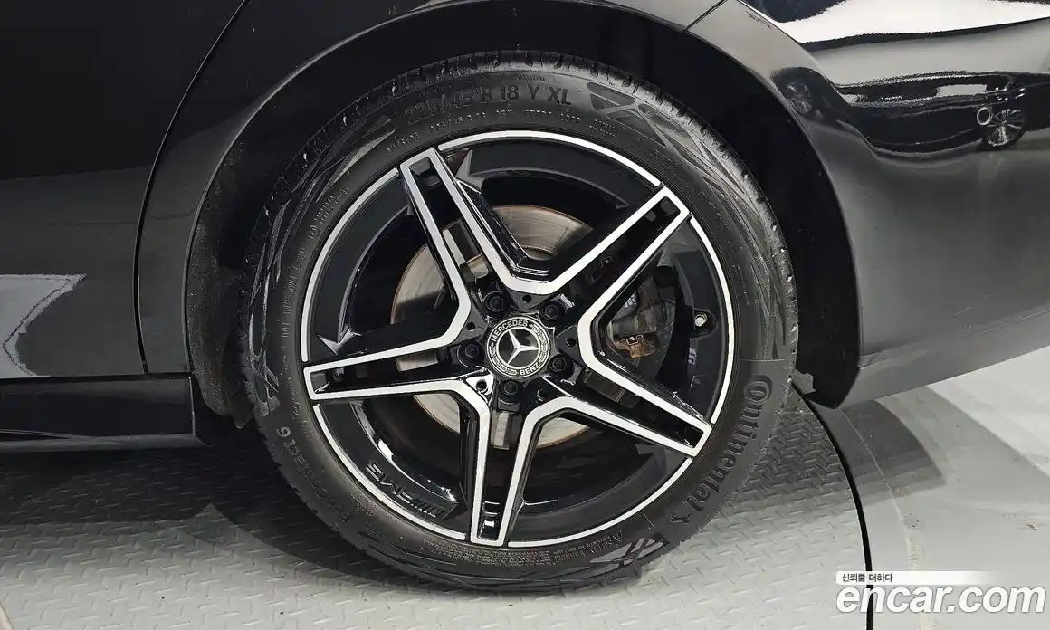 Mercedes-Benz CLA-Class 2021 2.0 гидро, фото 7