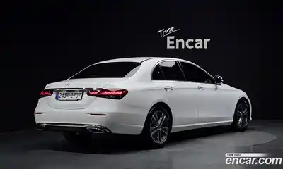 Mercedes-Benz E-Class, 2023