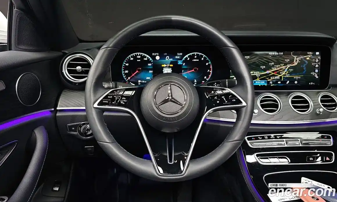 Mercedes-Benz E-Class 2023 2.0 гидро, фото 18