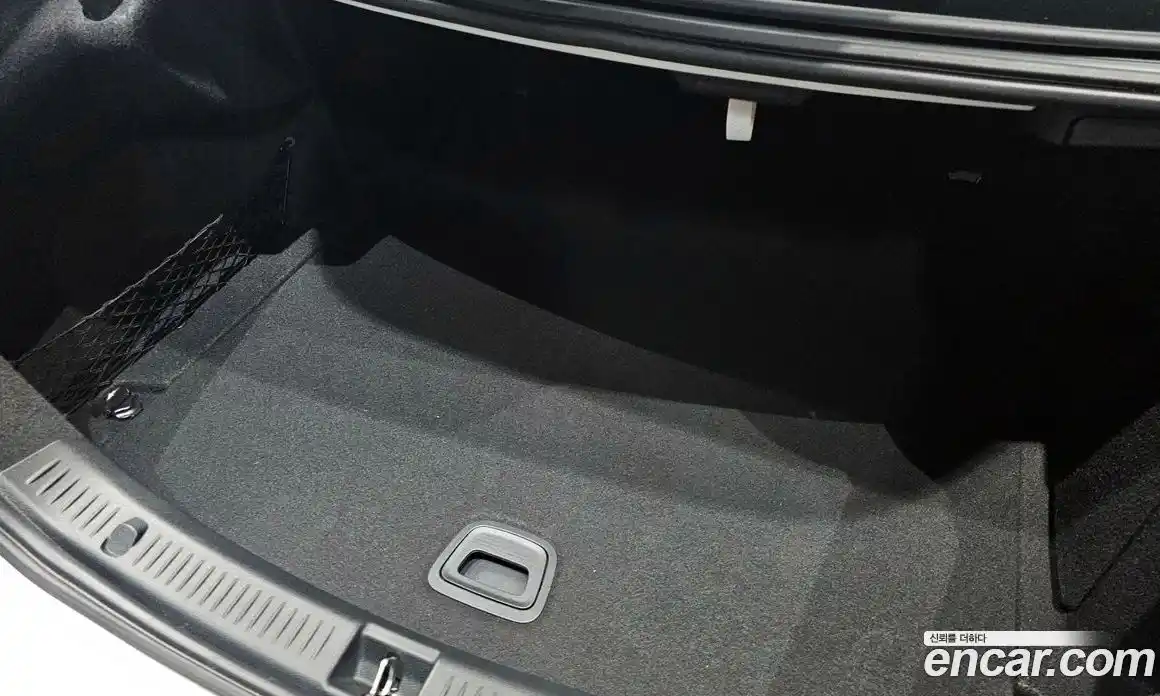 Mercedes-Benz E-Class 2023 2.0 гидро, фото 29