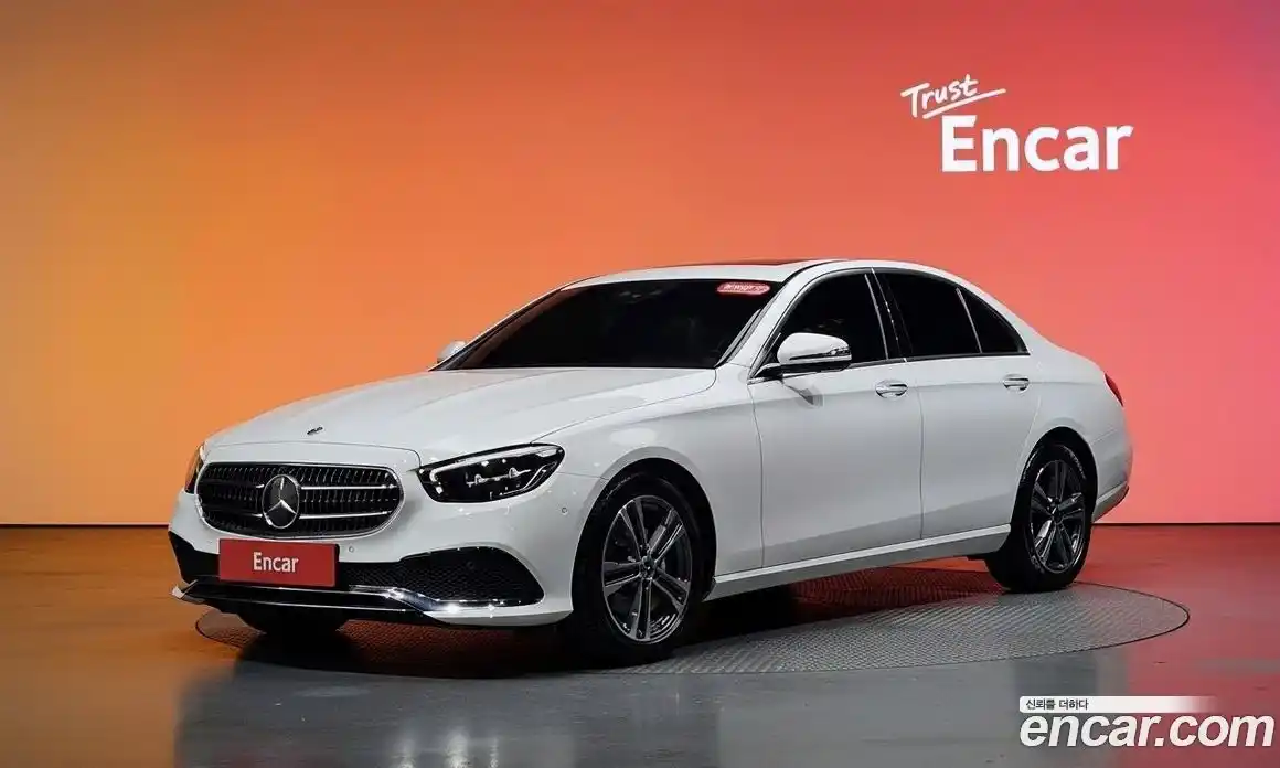 Mercedes-Benz E-Class 2023 2.0 гидро, фото 30