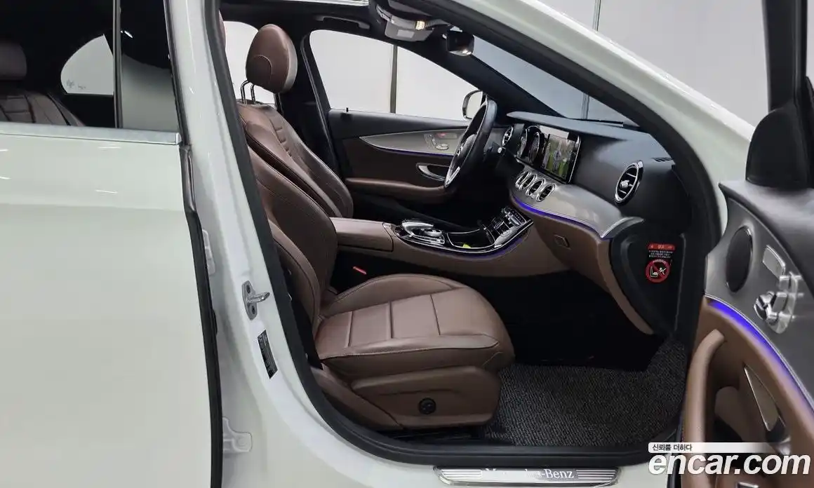 Mercedes-Benz E-Class 2018 2.0 гидро, фото 11