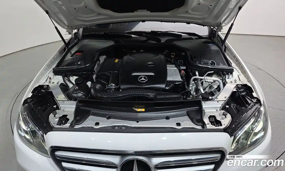 Mercedes-Benz E-Class 2018 2.0 гидро, фото 6