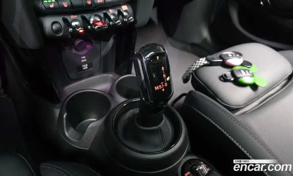 Mini Cooper 2022 1.5 автомат (гидро), фото 12
