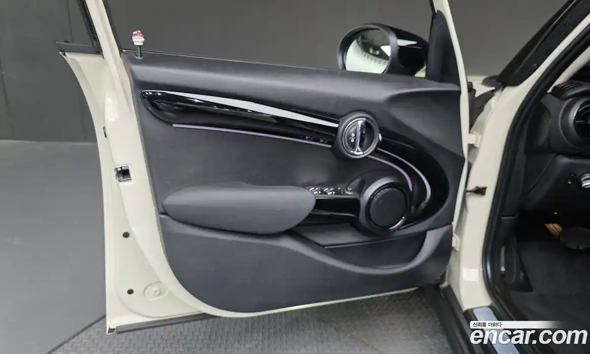 Mini Cooper 2022 1.5 автомат (гидро), фото 14