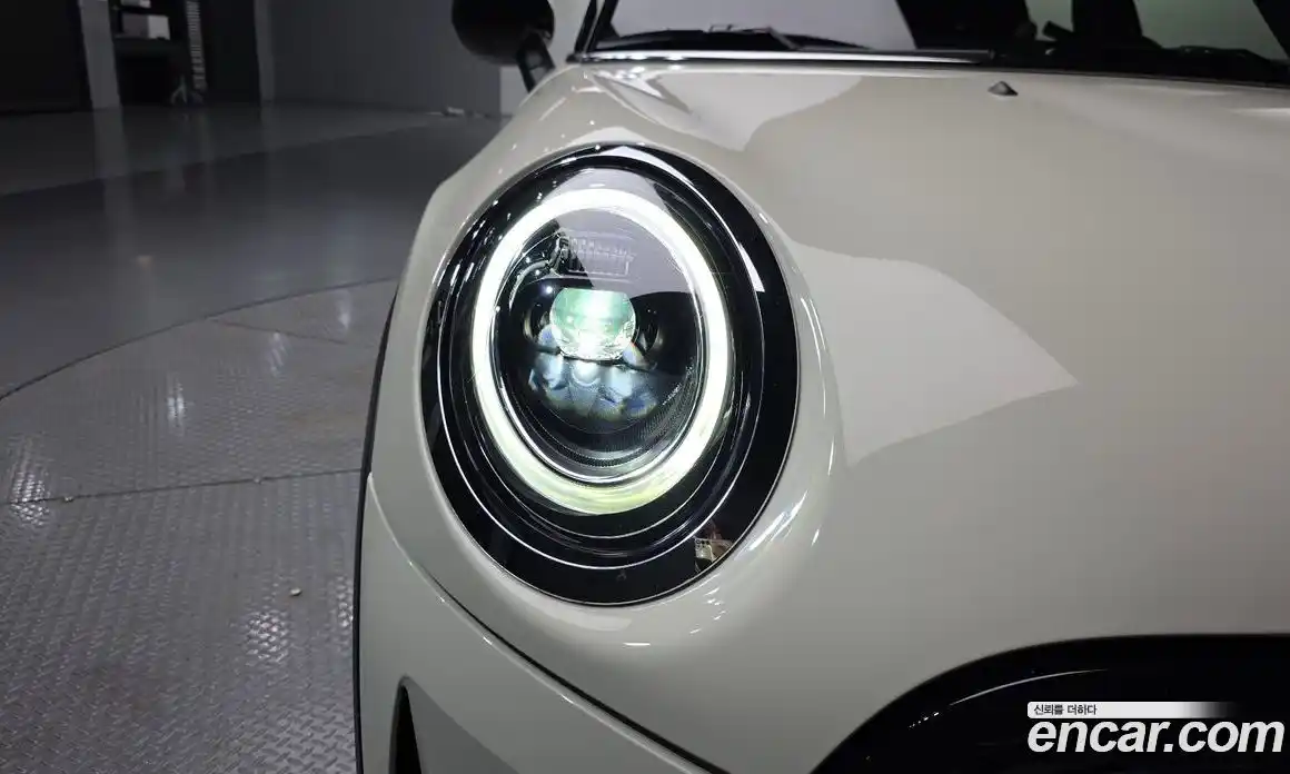 Mini Cooper 2022 1.5 автомат (гидро), фото 8