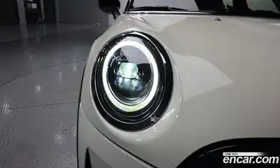Mini Cooper 2022 1.5 автомат (гидро), миниатюра 8