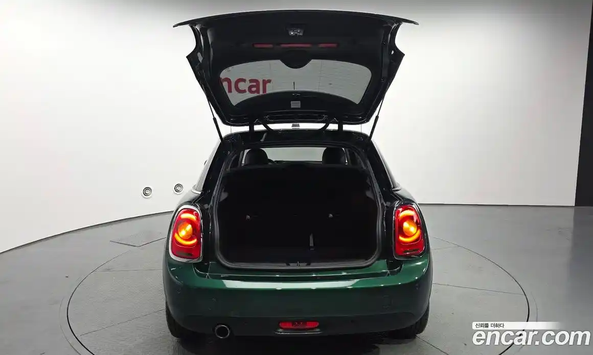 Mini Cooper 2018 1.5 автомат (гидро), фото 26