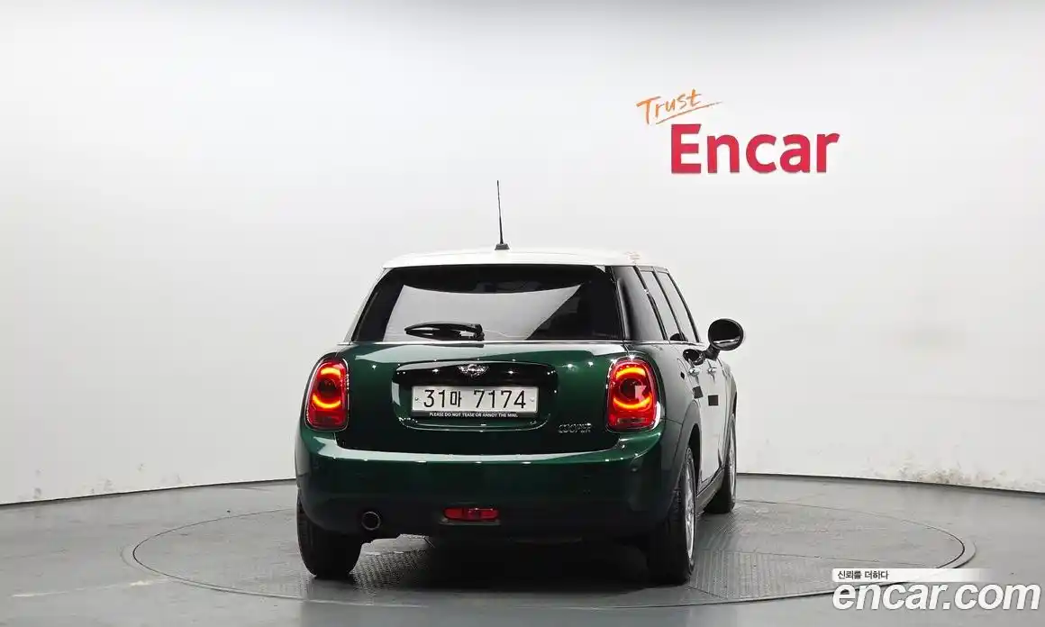 Mini Cooper 2018 1.5 автомат (гидро), фото 4