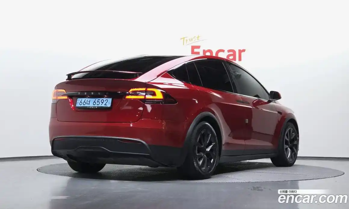 Tesla Model X 2023 0.3 гидро, фото 1