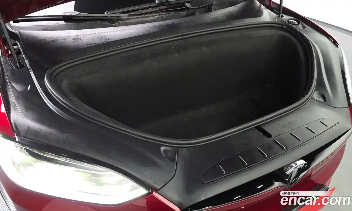 Tesla Model X 2023 0.3 гидро, фото 5