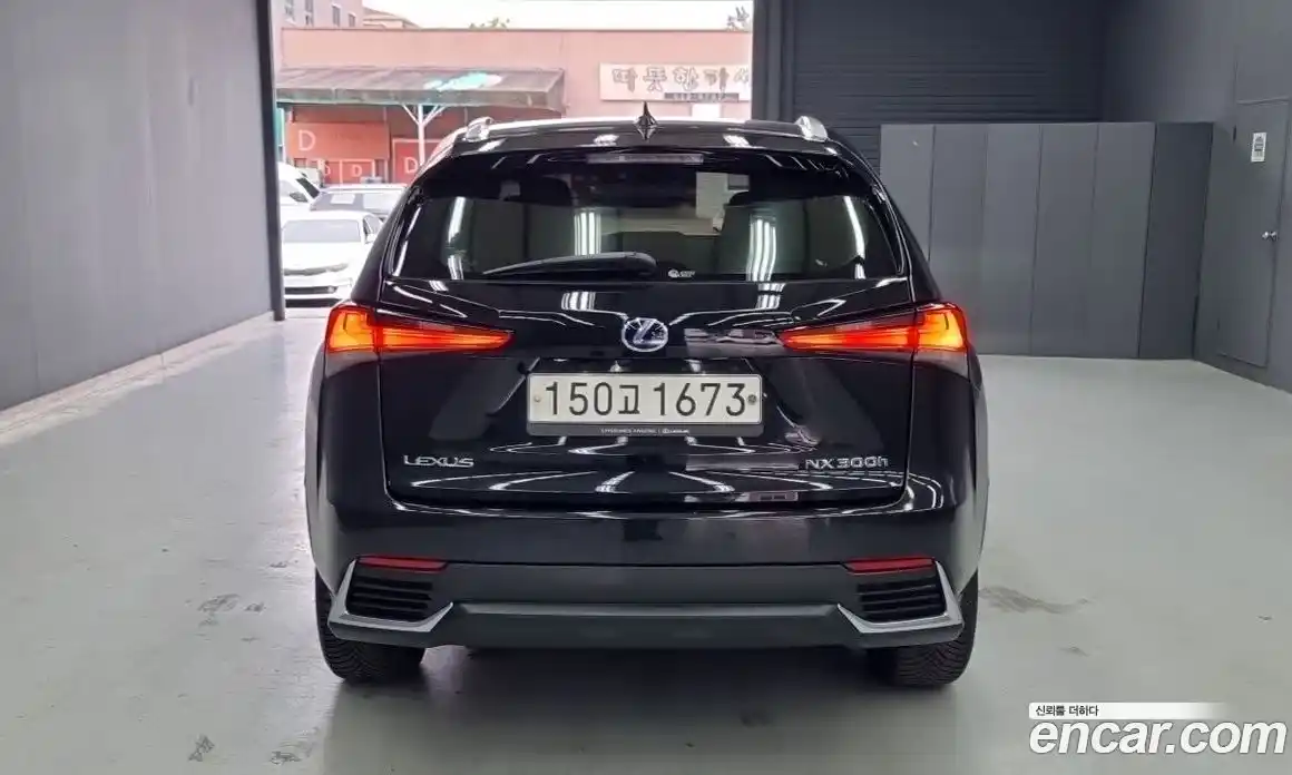 Lexus NX 2021 2.5 гидро, фото 4