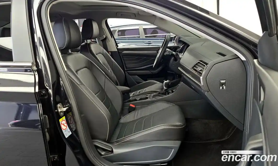 Volkswagen Jetta 2023 1.5 автомат (гидро), фото 16