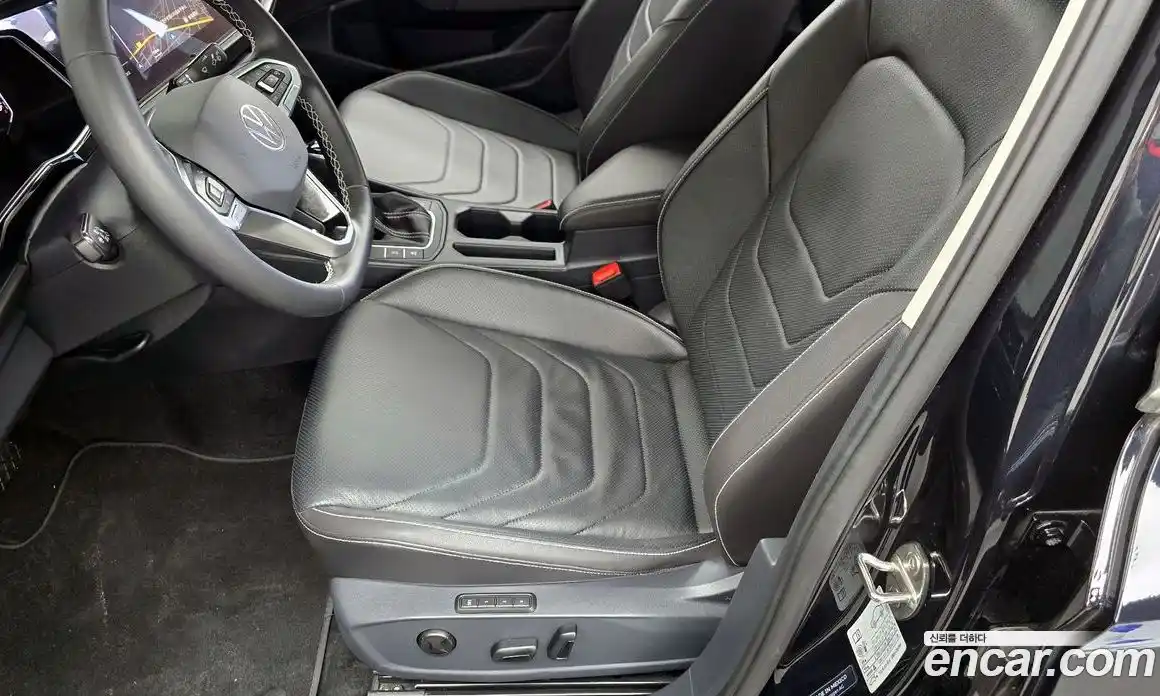 Volkswagen Jetta 2023 1.5 автомат (гидро), фото 31