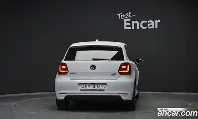 Volkswagen Polo 2015 1.4 автомат (гидро), миниатюра 4