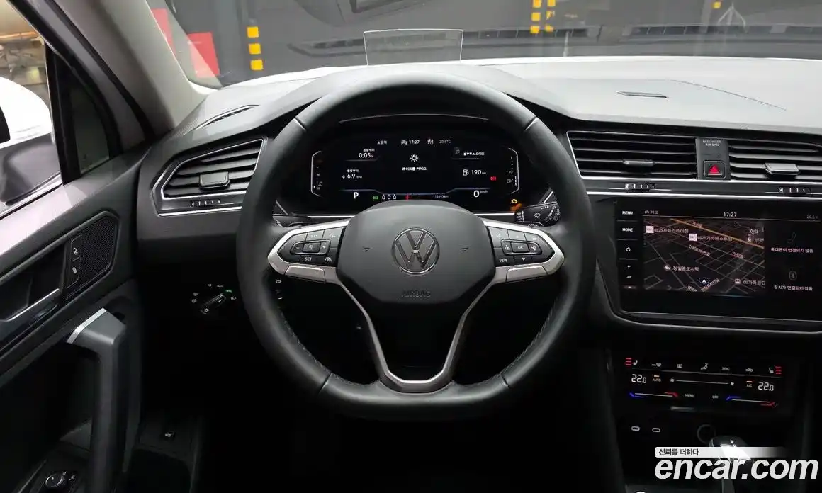Volkswagen Tiguan 2021 2.0 автомат (гидро), фото 19