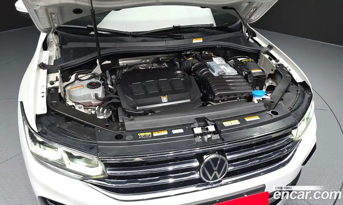 Volkswagen Tiguan 2021 2.0 автомат (гидро), фото 6