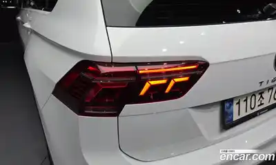 Volkswagen Tiguan 2021 2.0 автомат (гидро), миниатюра 9